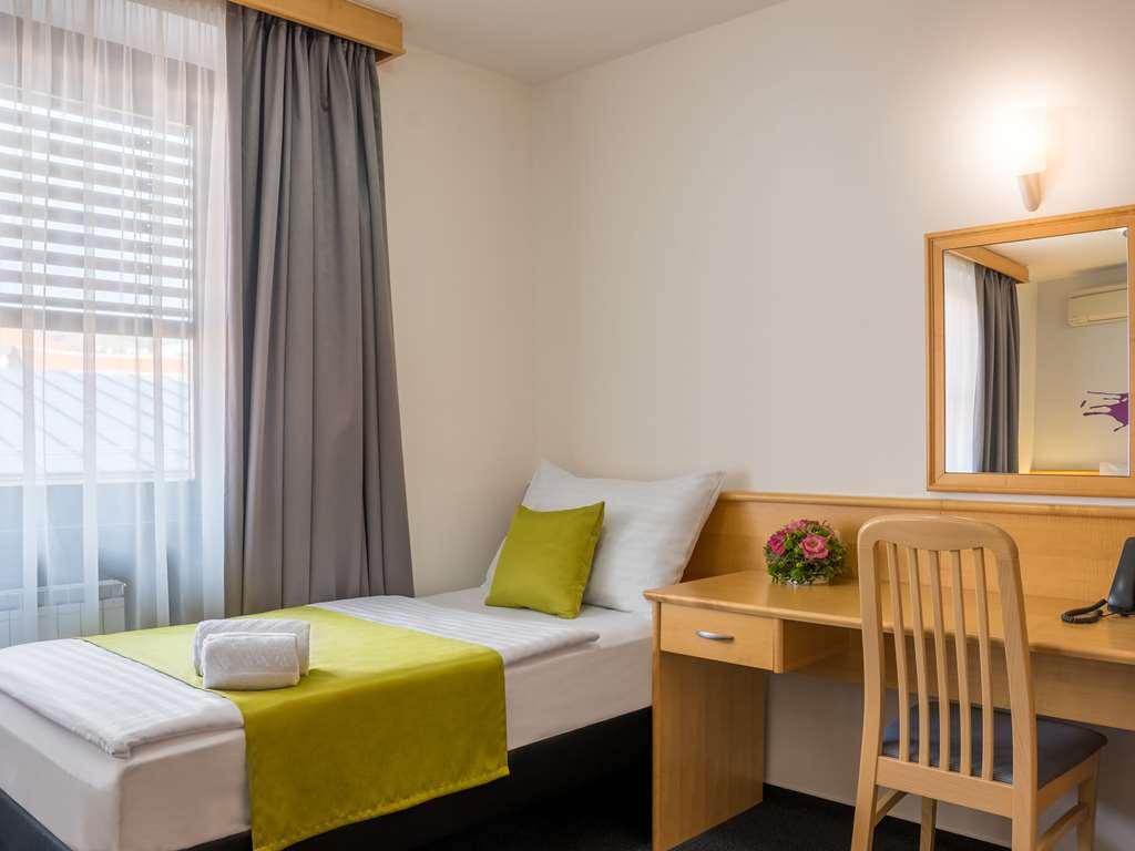 Hotel Orel Maribor Room photo